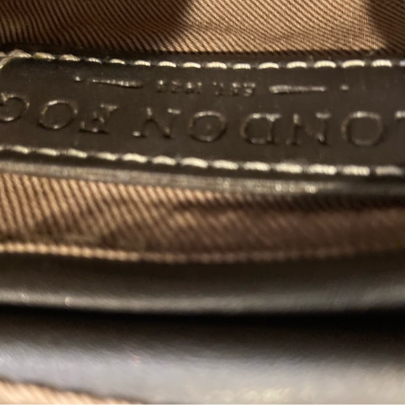 LONDON FOG TAN BAG WITH DARK BROWN TRIM - Picture 9 of 9